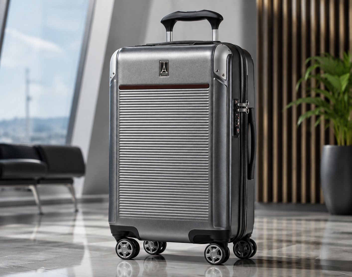 Travelpro Platinum Elite 21" Expandable Carry-On Spinner product photo