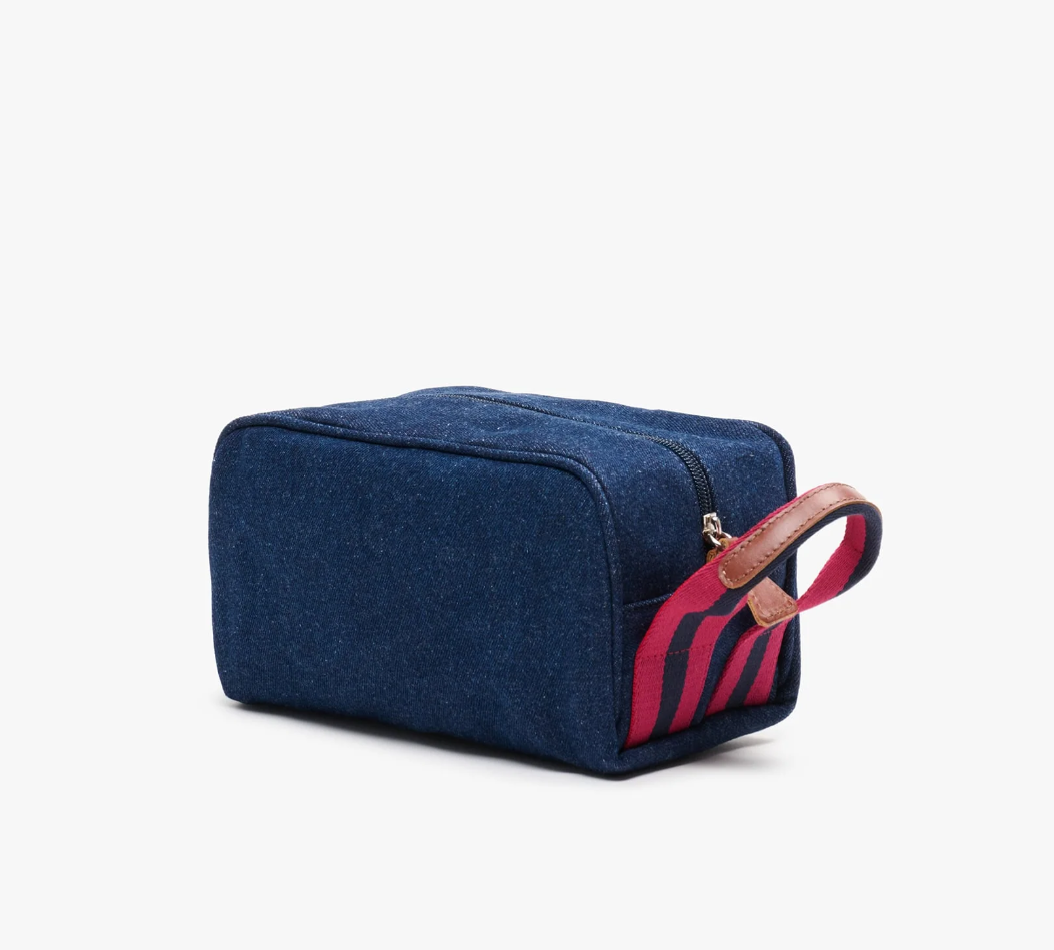 Boston Beauty Case in Raw product photo